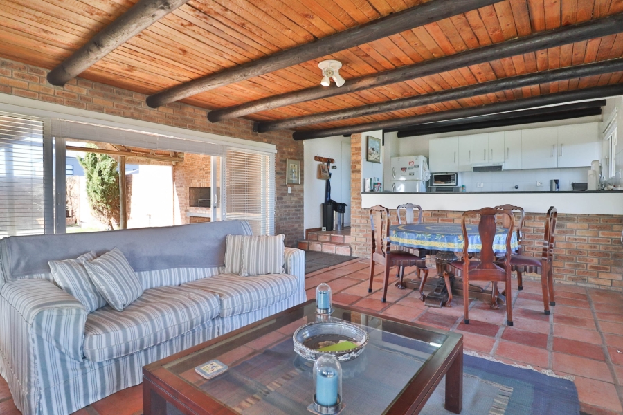 3 Bedroom Property for Sale in Yzerfontein Western Cape